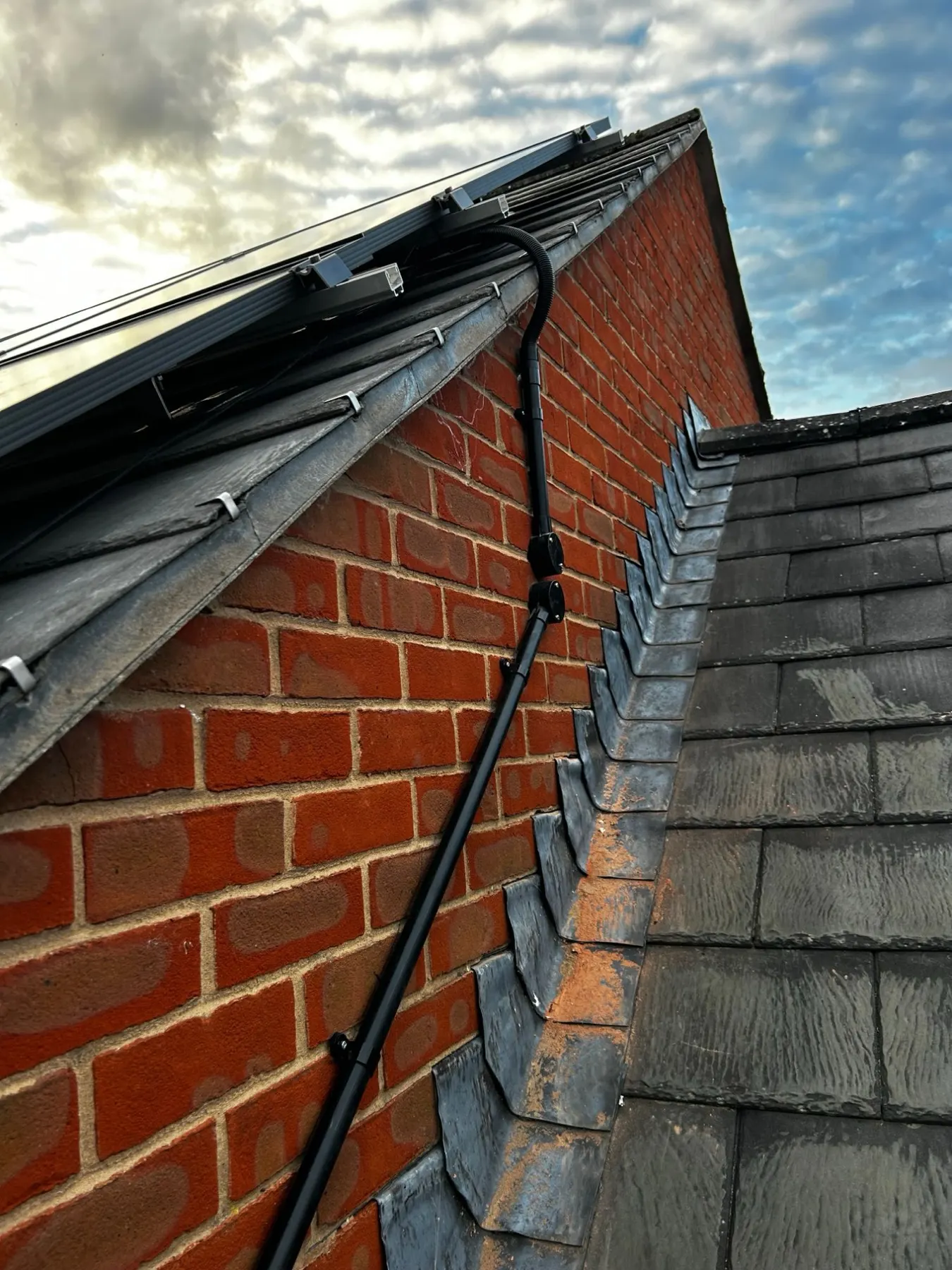 Growatt inverter and battery installation for a Hampshire home